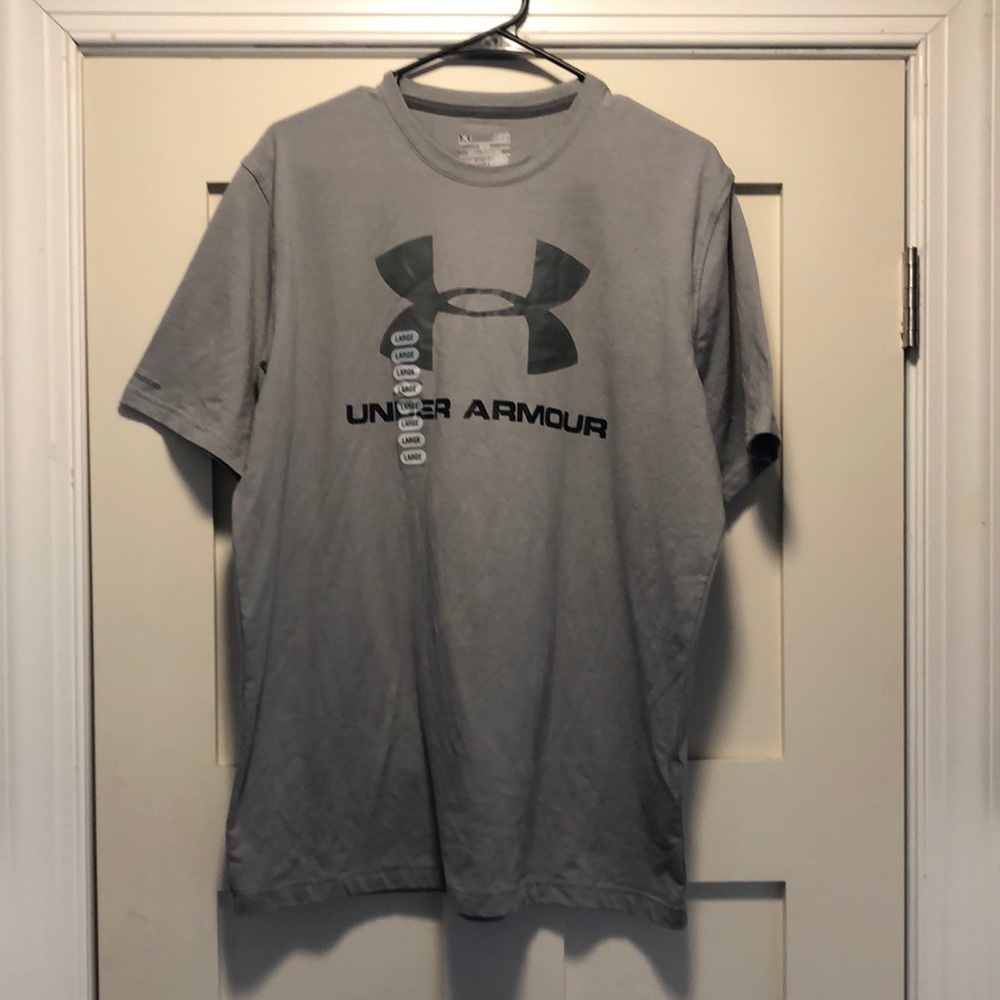 Under Armour Men’s tee